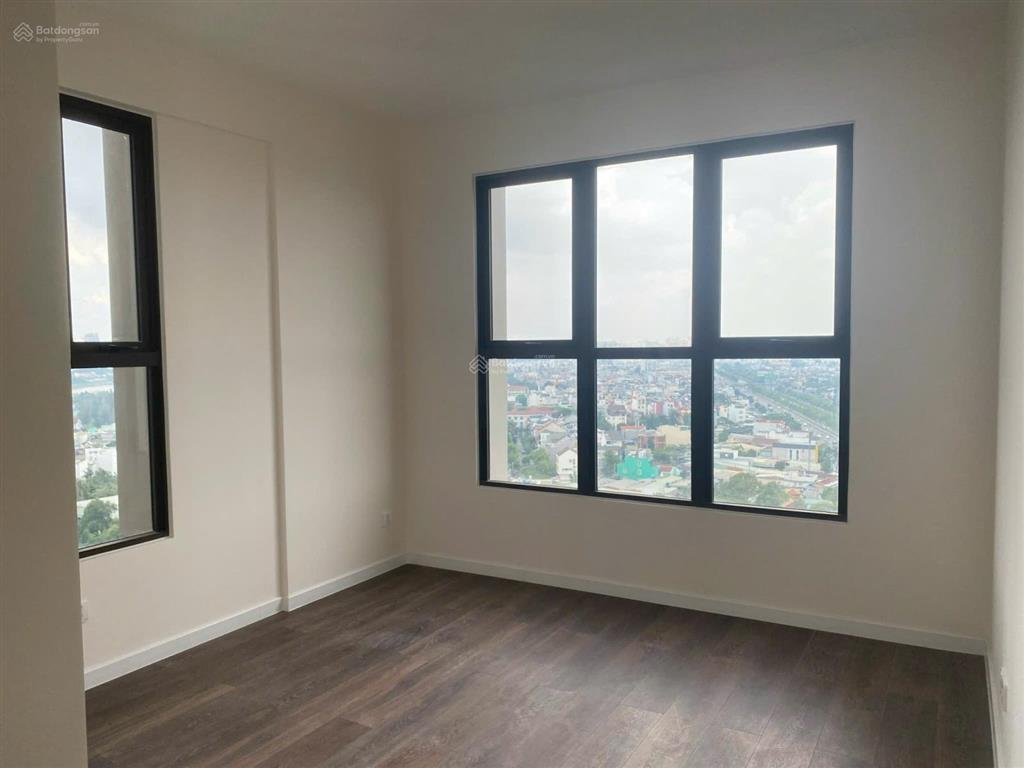 Cần cho thuê căn hộ st.moritz phạm văn đồng 2pn 2wc view landmark 12triệu ,điều hoà 0985 807 ***vy