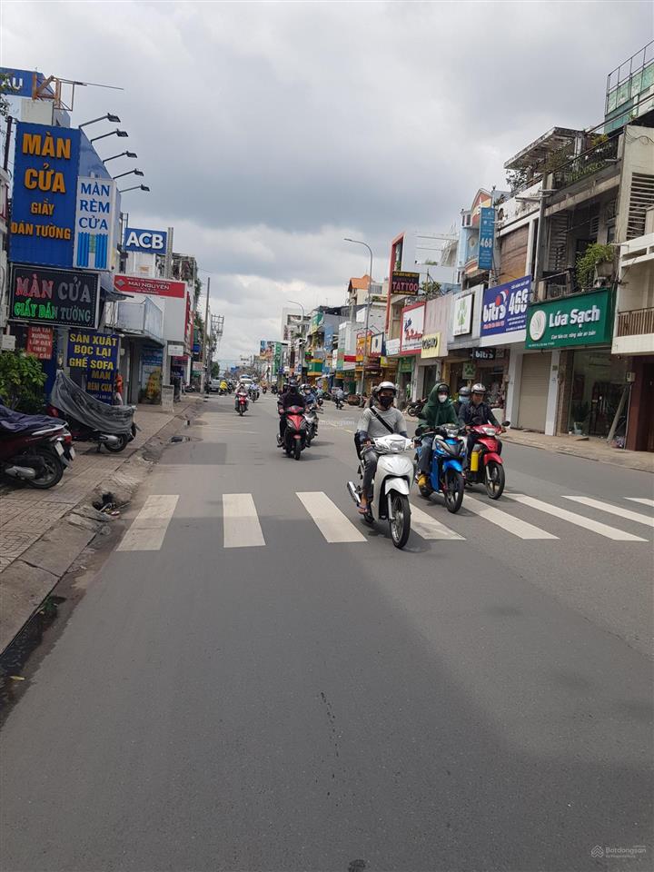 Cho thuê nguyên căn 1051  1053 cmt8 ngang lớn 12m