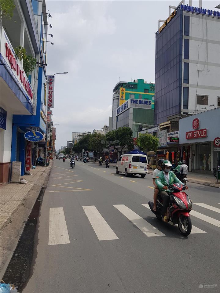Cho thuê nguyên căn 1051  1053 cmt8 ngang lớn 12m