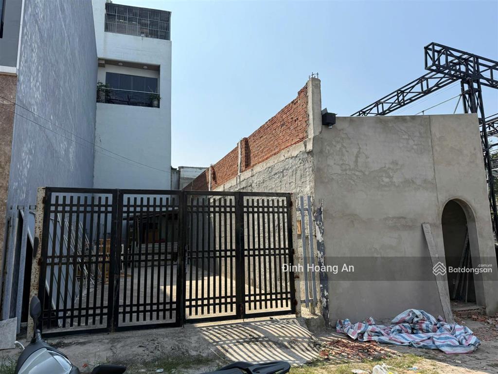 Bán gấp đất hẻm cmt8, p. thủ dầu một, 85,7m2/8,3 tỷ, sổ riêng, xdtd