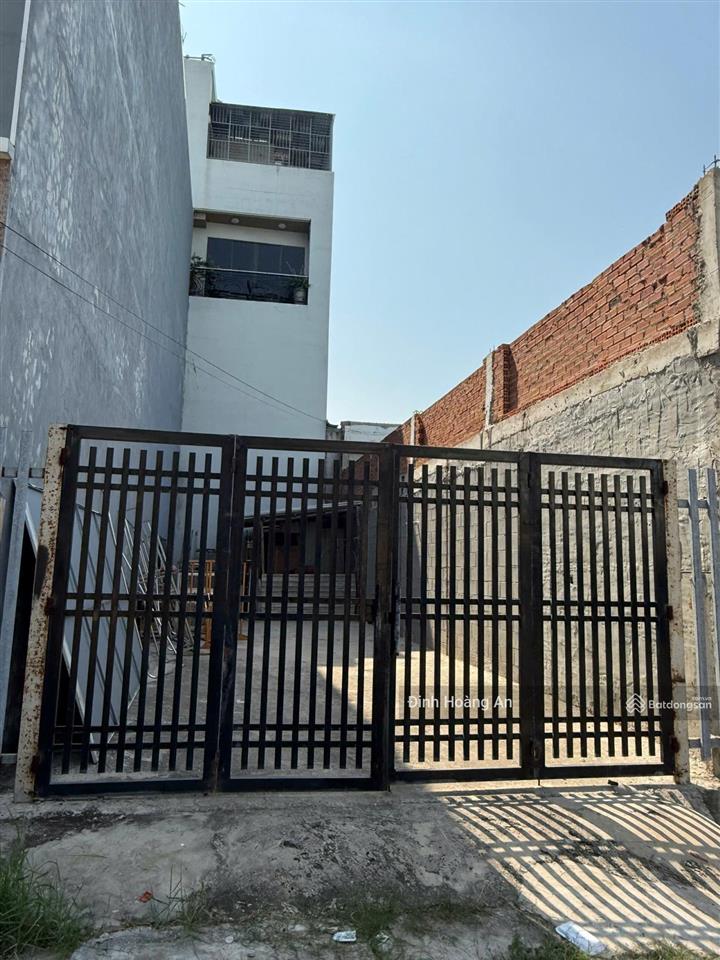 Bán gấp đất hẻm cmt8, p. thủ dầu một, 85,7m2/8,3 tỷ, sổ riêng, xdtd