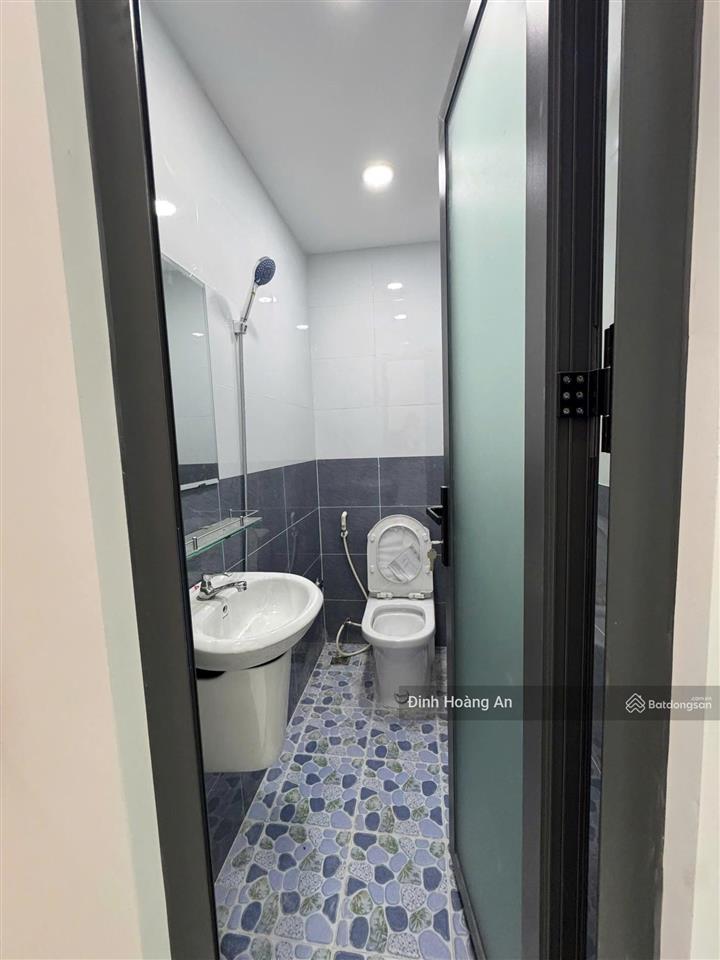 Bán nhà riêng ở hương lộ 2, bình trị đông b, bình tân, 4 tỷ, 38.6m2, 2pn, 2wc, 2 tầng, sổ riêng