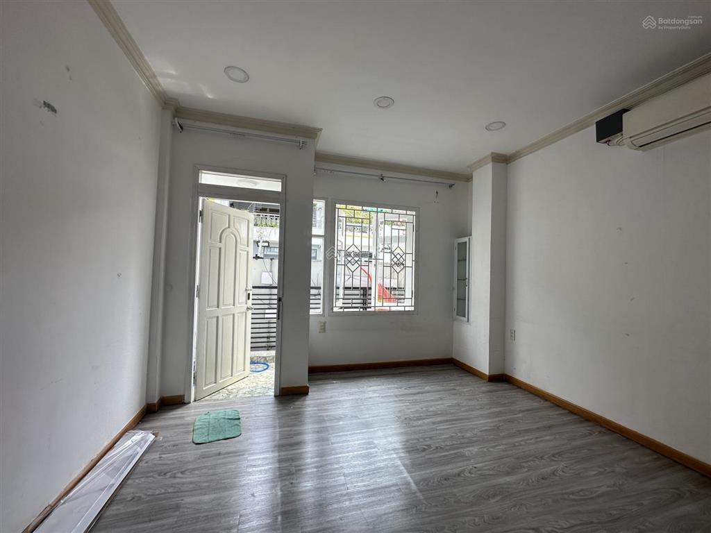 Bán nhà mặt tiền đường số kinh doanh đa dạng, cách bến xe q8 hcm chỉ 300m, giá tốt nhất khu