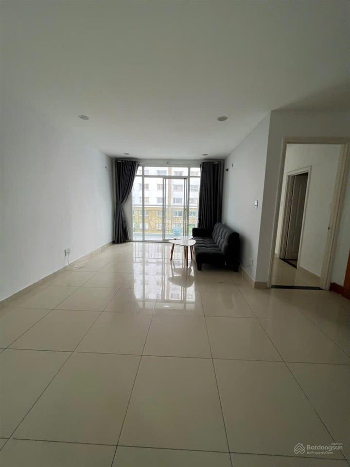Cho thuê căn hộ happy city 100m2 3pn 2wc có ban công 1 căn tại chung cư