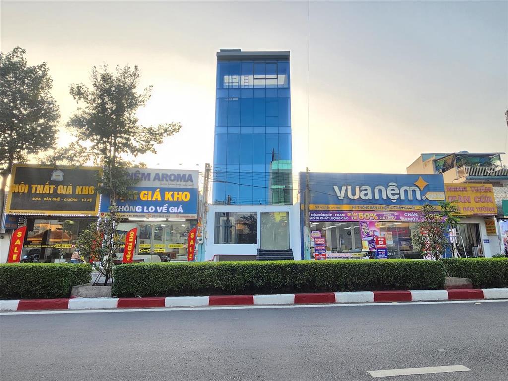 Chính chủ cho thuê nhà 97 nguyễn an ninh. diện tích 7x18 hầm 7 lầu. giá 80tr/tháng.  0901 686 ***