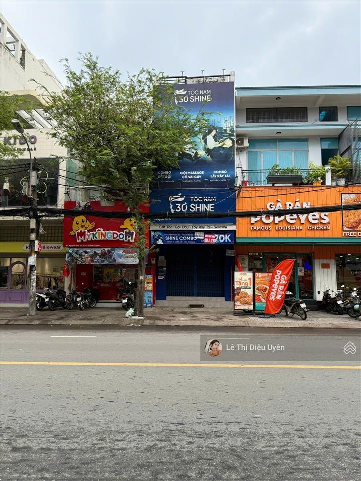 Cho thuê nhà mt nguyễ gia trí, bình thạnh. dt 4,5x20 3tầng, giá 60tr/ tháng.  0901 686 ***. mr thao