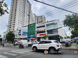 Cho thuê nhà góc 2 mặt tiền đường đặng văn bi, tp thủ đức. dt 10x30 1 hầm 6 lầu = 1300m². giá rẻ
