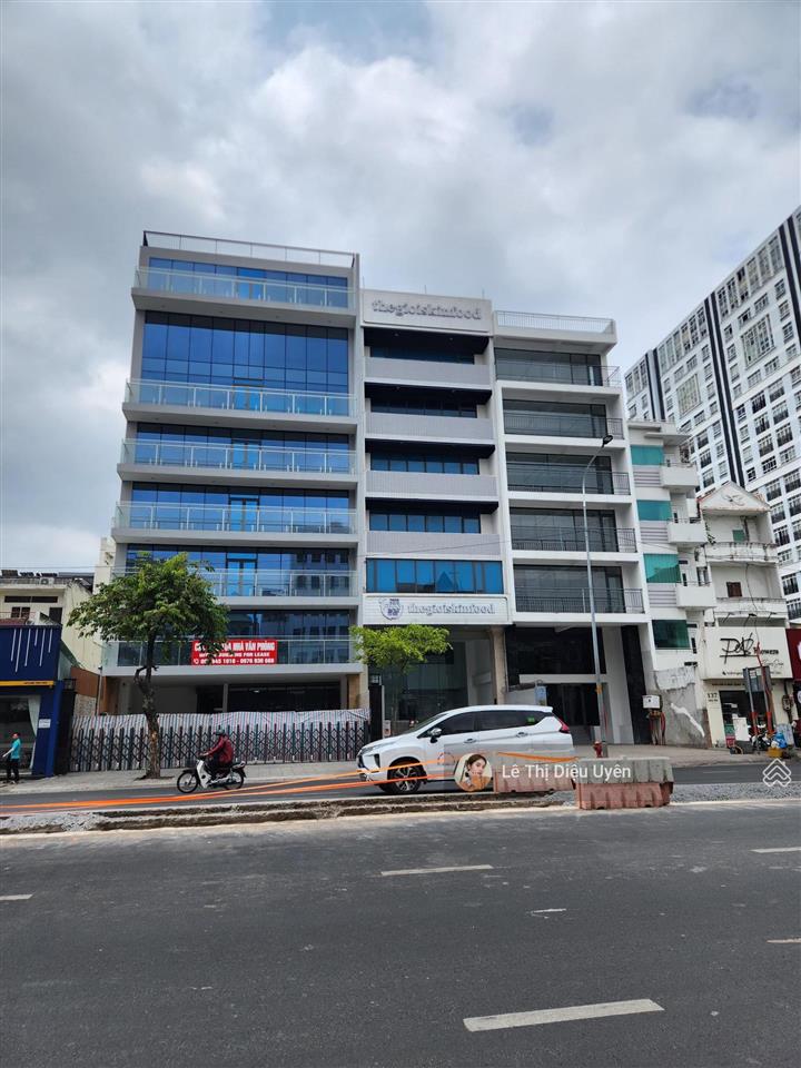 Chính chủ cho thuê tòa nhà mt cộng hòa, p12, tân bình, dt 8,5x30 7 tầng. giá rẻ.  0901 686 ***