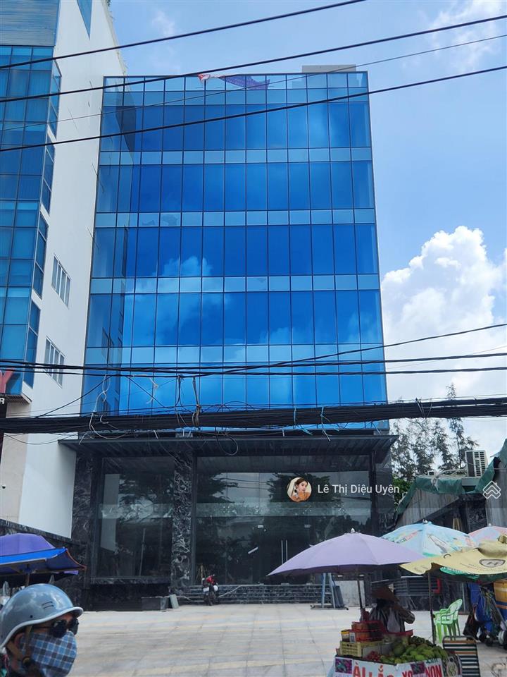 Chính chủ cho thuê tòa nhà 209 nguyễn duy trinh. dt 14x40 1hầm 6 tầng 2000m2. giá rẻ.  0901 686 ***