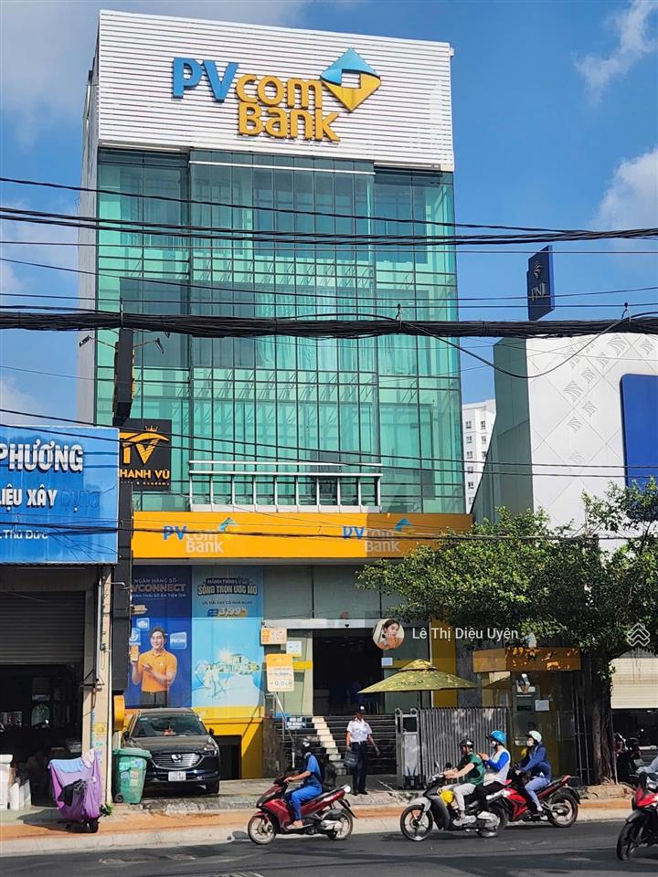 Cho thuê tòa nhà kha vạn cân, diện tích 10x20, 1 hầm 5 tầng, giá rẻ.  0901 686 ***