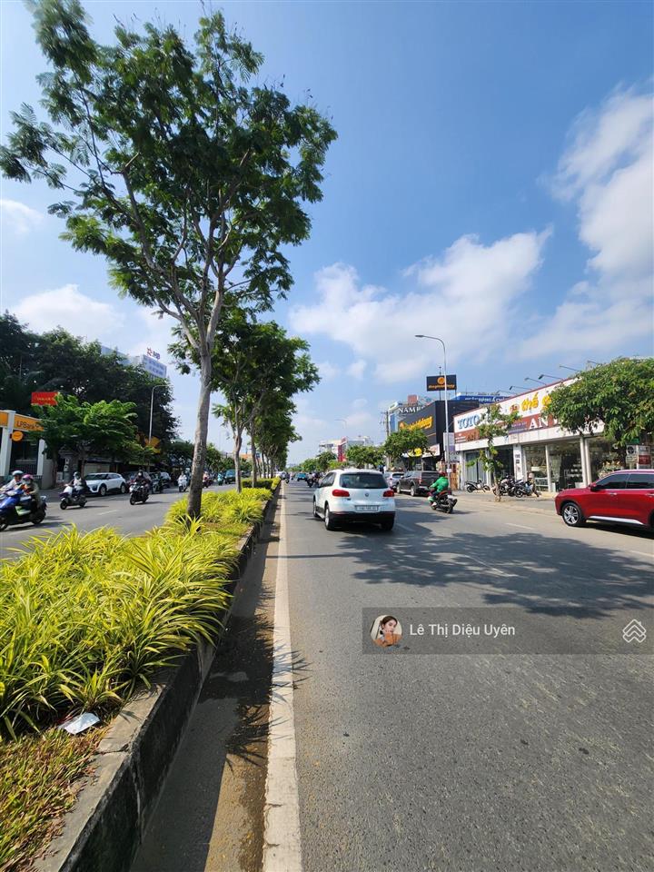 Cho thuê tòa nhà mt 192 trần não, p an khánh, q2. dt 10.5x40m 1 hầm 8 tầng, giá rẻ,  0901 686 ***