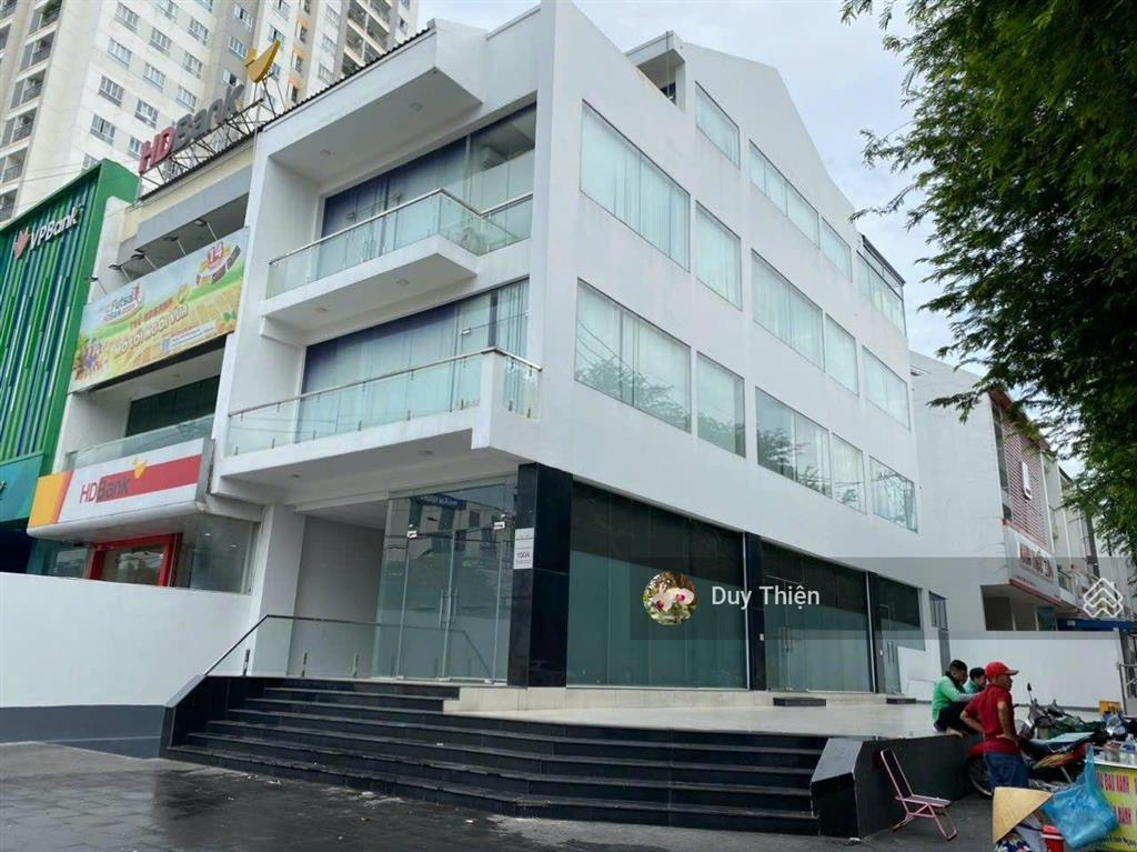 Cho thuê nhà mt đường đặng văn bi, tp thủ đức, dt 7x18 1 hầm 4 tầng. giá rẻ.  0901 686 ***. mr thao
