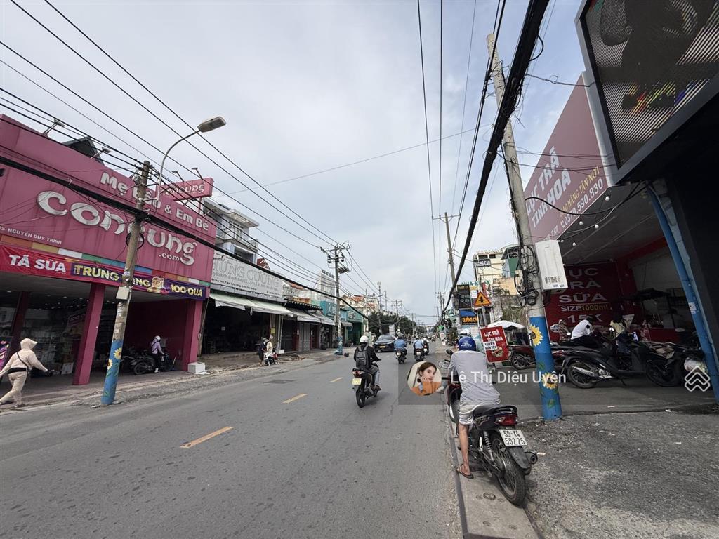 Cho thuê nhà mặt tiền nguyễn duy trinh p. bình trưng q2. diện tích 9x25 4 tầng.  0901 686 *** mr