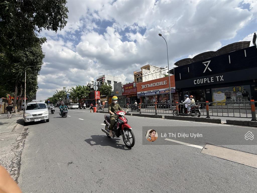 Cho thuê nhà mt đường quang trung, diện tích 8x20m 3 lầu, giá rẻ 65tr/ tháng.  0901 686 *** mr thao