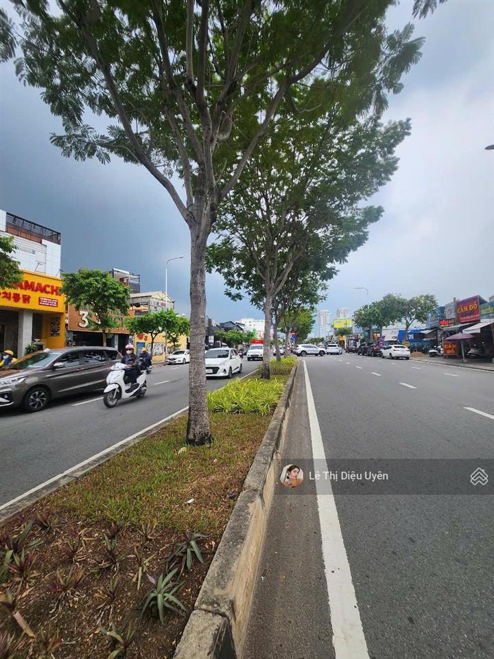Cho thuê nhà 2mt đường trần não, quận 2, dt 12x25m 5 tầng, giá rẻ.  0901 686 ***. mr thao