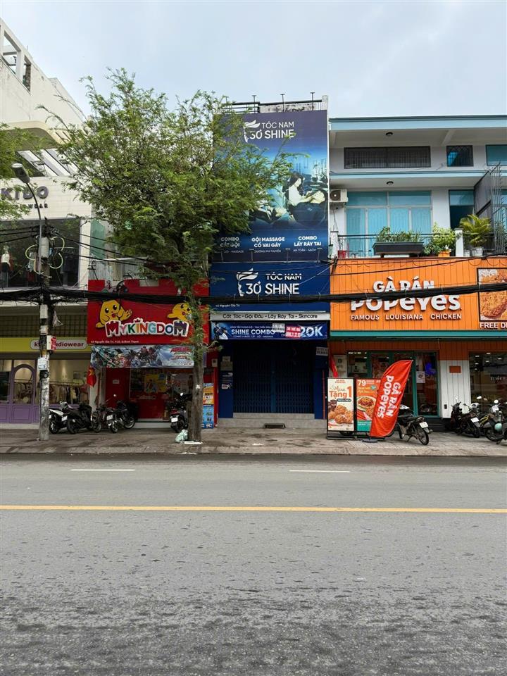 Cho thuê nhà mt nguyễ gia trí, bình thạnh. dt 4,5x20 3tầng, giá 60tr/ tháng.  0901 686 ***. mr thao