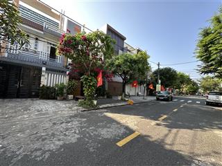 Chính chủ bán nhanh nhà 2 tầng đẹp, kiên cố mặt tiền đường đỗ huy uyển, quận sơn trà