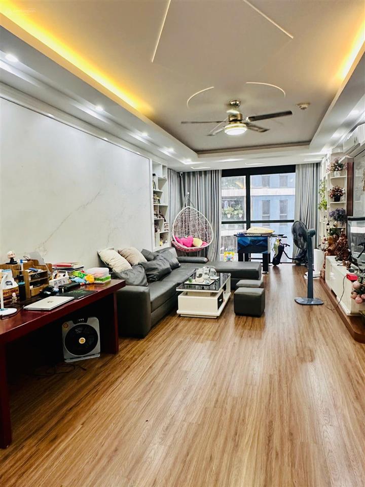 Bán chcc tsq euroland mỗ lao, 202m 4n3vs, full nội thất, giá chỉ 11 tỷ