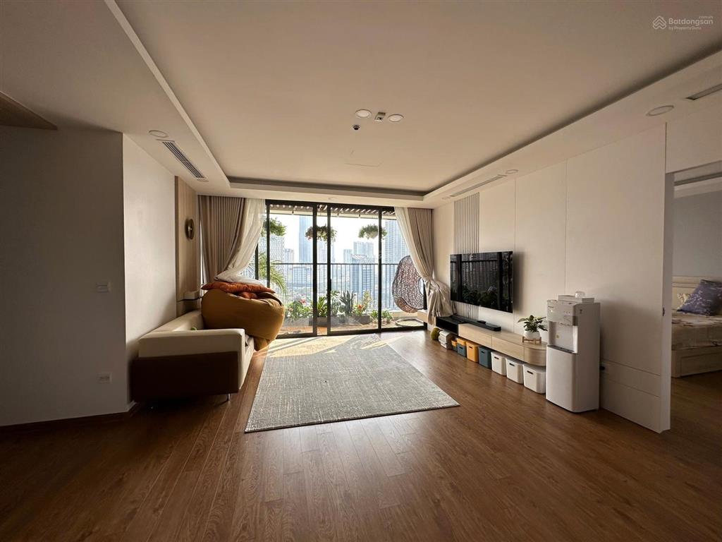 Giá hời khu, căn hộ tòa b mulberry mỗ lao, 125m2 3pn2vs, tầng trung, giá chỉ 8,6 tỷ