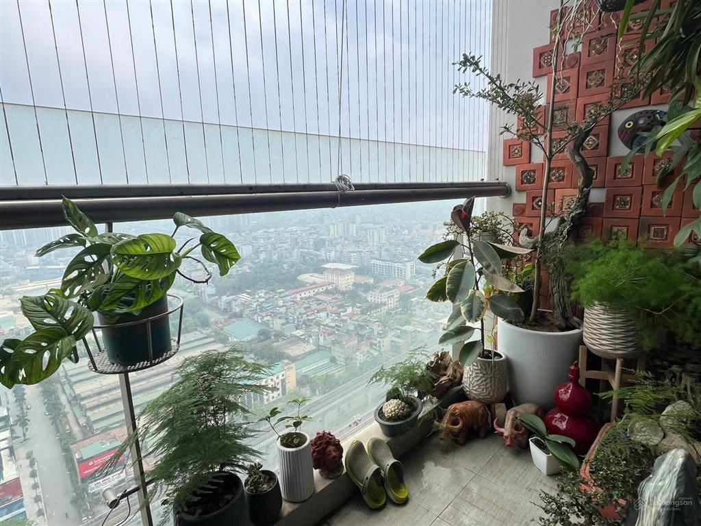 Hiếm, giá tốt, tsq euroland mỗ lao, 172m2 4pn 3vs, tầng trung, full nội thất xịn, giá chỉ 10 tỷ