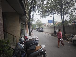 Bán đất hai bà trưng (cũ) , mặt đường nguyễn khoái , 2 thoáng trước sau , ô tô qua lại , kinh doanh