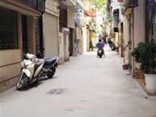 Bán đất đống đa (cũ), đường tường chính, ngõ thông, 3 gác tránh, kinh doanh sầm uất, 100m ra phố