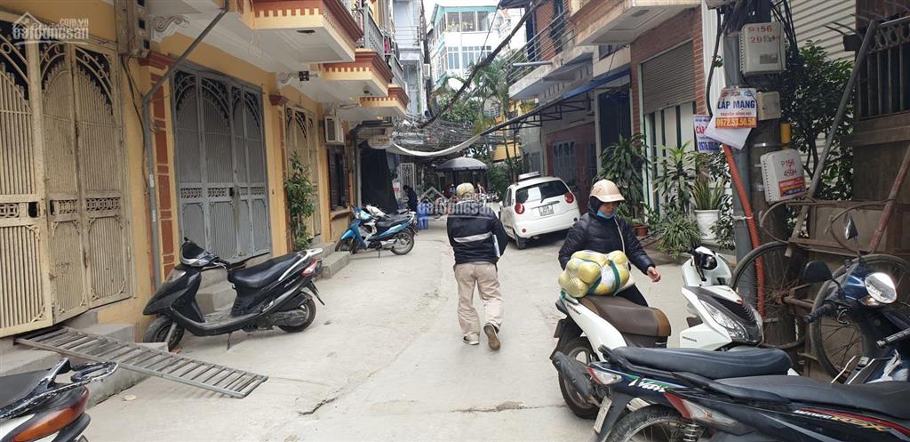 Bán đất đống đa (cũ), phố trần quý cáp , 50m ra đường ô tô tránh nhau, ngõ xe máy tránh, giá hạt dẻ