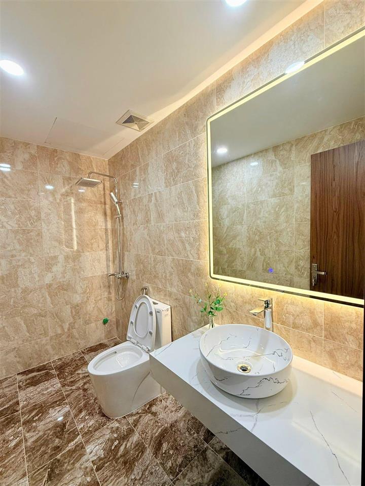 Bán căn hộ chung cư 57 vũ trọng phụng, căn góc 2 thoáng, ban công hướng mát, chỉ 75tr/m2