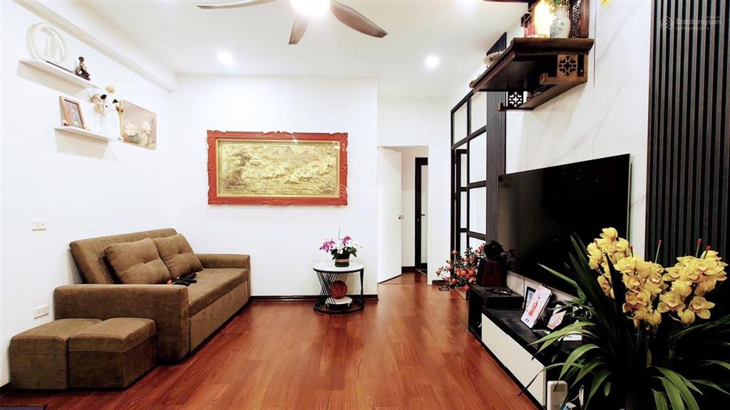 Bán căn hộ chung cư 137 nguyễn ngọc vũ, 3 ngủ nhỏ xinh, nhà đẹp ở ngay, hướng tây tứ trạch