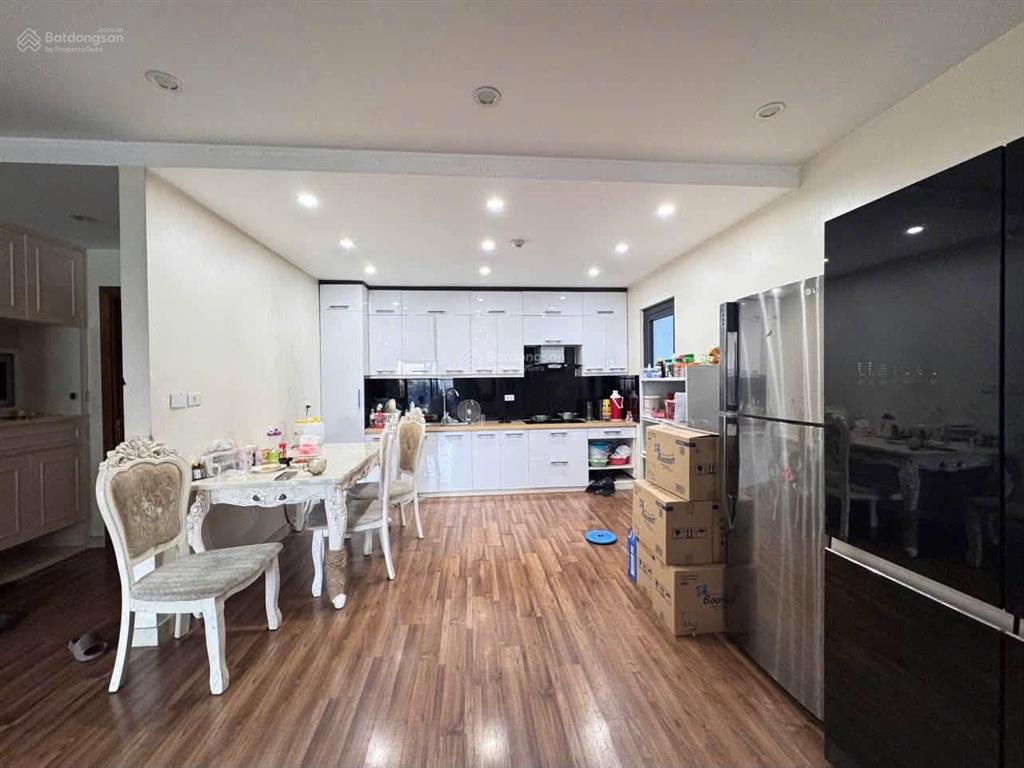 Bán căn hộ chung cư goldmark city, nhà mới ở ngay, căn góc 2 thoáng, view thoáng đẹp, giá đầu tư