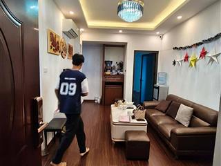 Bán căn hộ chung cư 96 định công, nhà đẹp ở ngay, 2 lô gia thoáng sáng, giá yêu thương