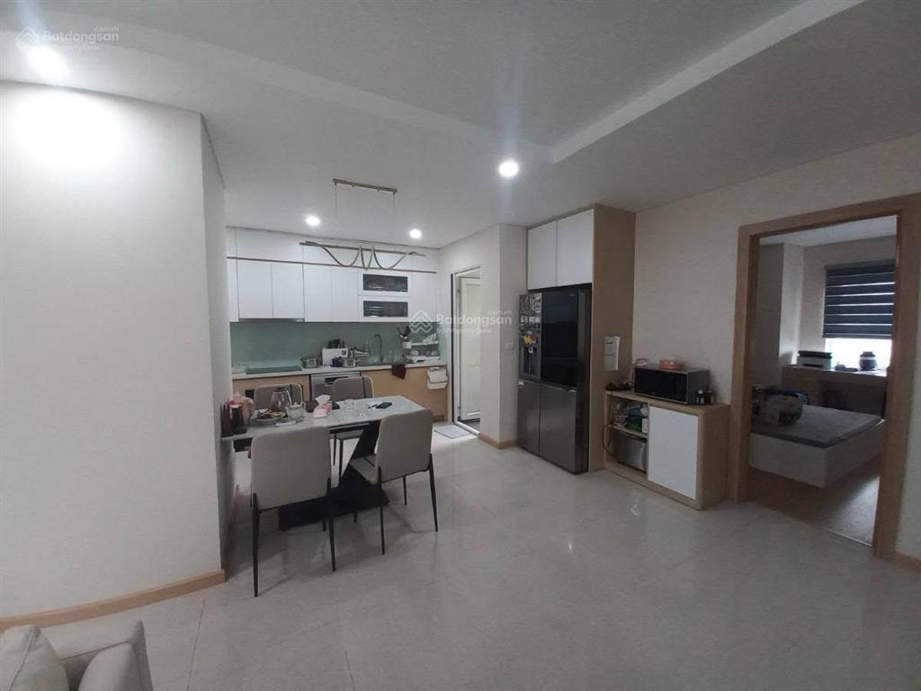 Bán căn hộ chung cư golden palace, nhà đẹp ở ngay, căn góc 3 thoáng, hướng mát quanh năm