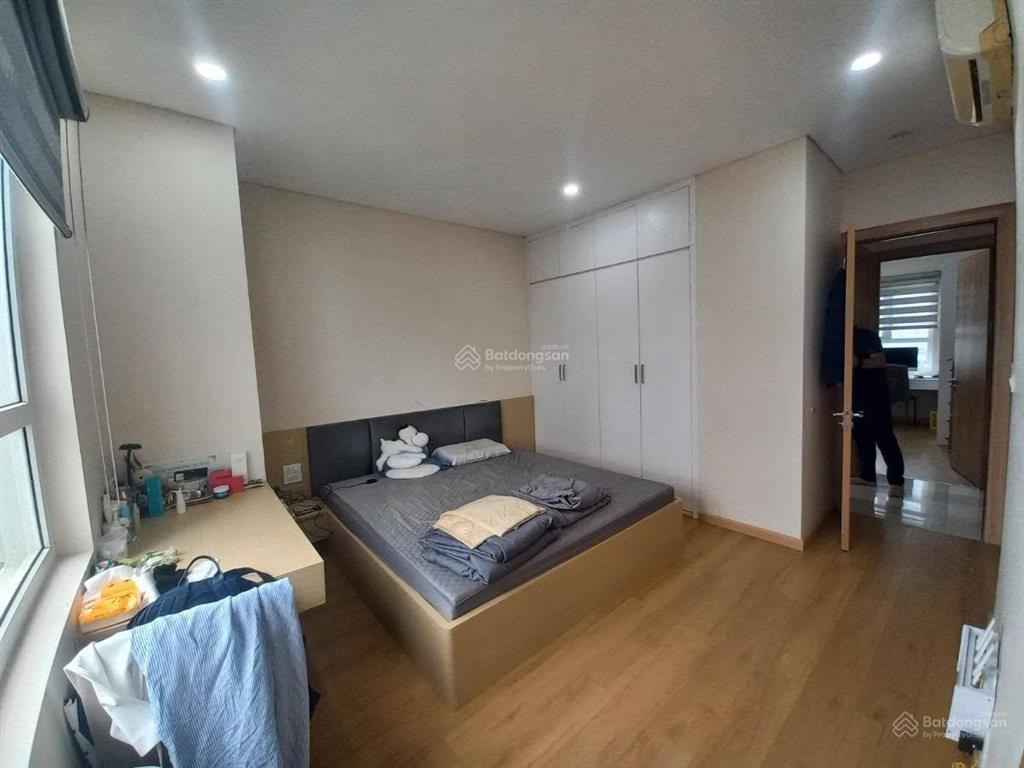 Bán căn hộ chung cư golden palace, nhà đẹp ở ngay, căn góc 3 thoáng, hướng mát quanh năm
