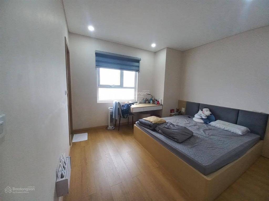 Bán căn hộ chung cư golden palace, nhà đẹp ở ngay, căn góc 3 thoáng, hướng mát quanh năm