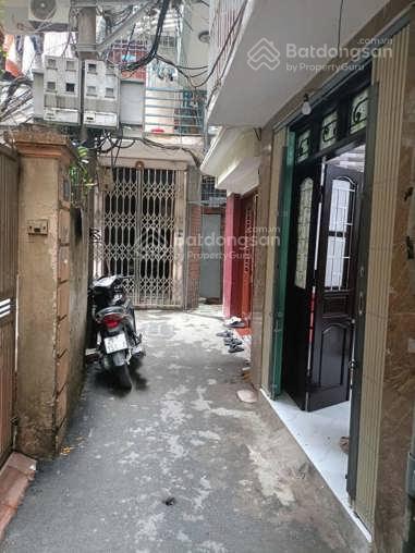 Bán đất đống đa (cũ), chợ khâm thiên, ngõ thông, lô góc 2 thoáng, trước đất 2,5m, chủ cấn bán gấp