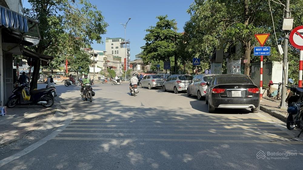 Bán đất hoàng mai (cũ), đường giải phóng, ngõ 3 ô tô tránh, kinh doanh đa dạng, giá đầu tư