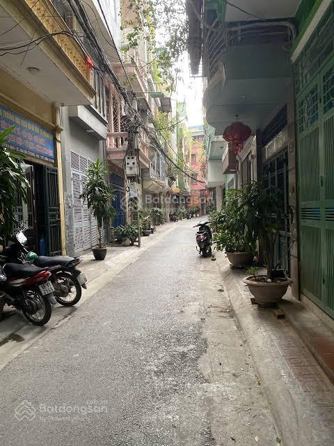 Bán đất hai bà trưng (cũ), phân lô 8/3, ngõ ô tô tránh, vỉa hè, kinh doanh, 2 thoáng trước sau