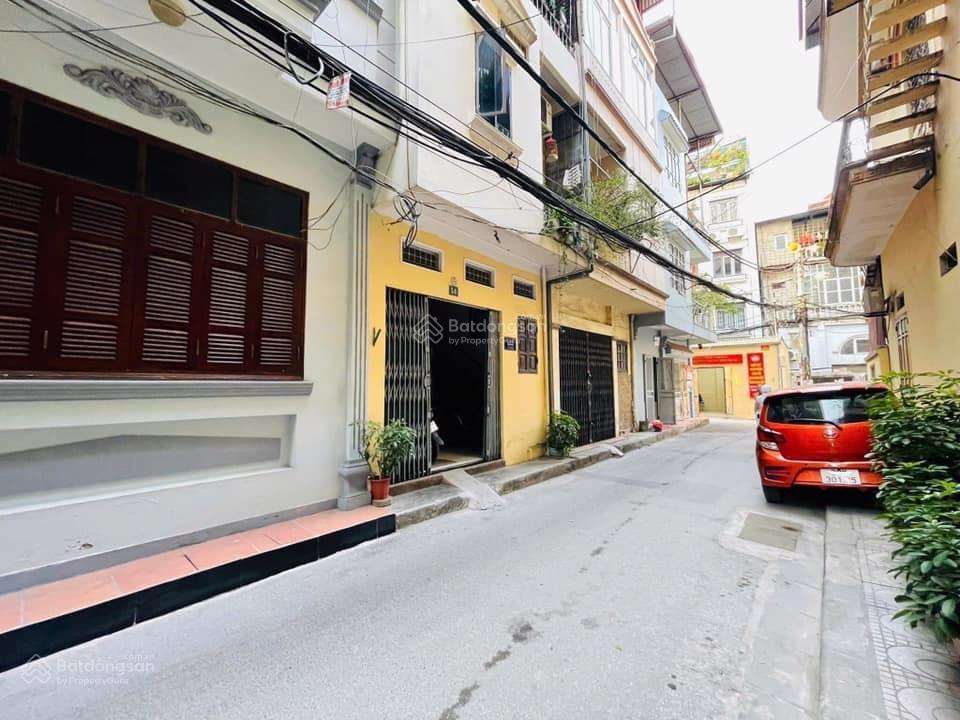 Bán đất hai bà trưng (cũ), phân lô 8/3, ngõ ô tô tránh, vỉa hè, kinh doanh, 2 thoáng trước sau