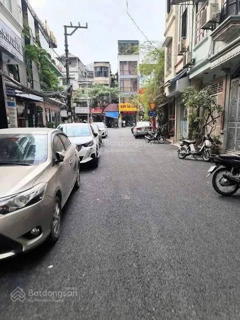 Bán đất hoàng mai (cũ), phố trương định, 60m ra đường ô tô tránh, 3 gác đỗ tận cửa, 2 mặt thoáng
