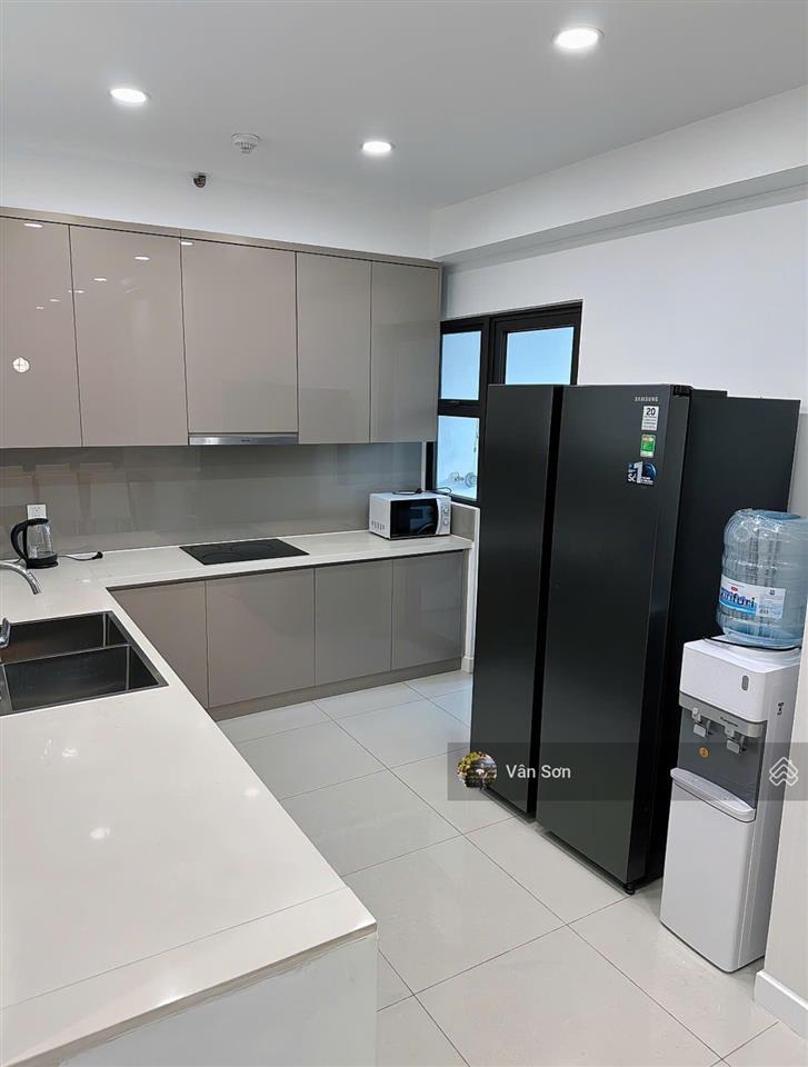 Chỉ 17.5 tỷ sở hữu ngay 3pn 130m2 giá tốt nhất thị trường sẵn sổ hồng nhận nhà ngay!