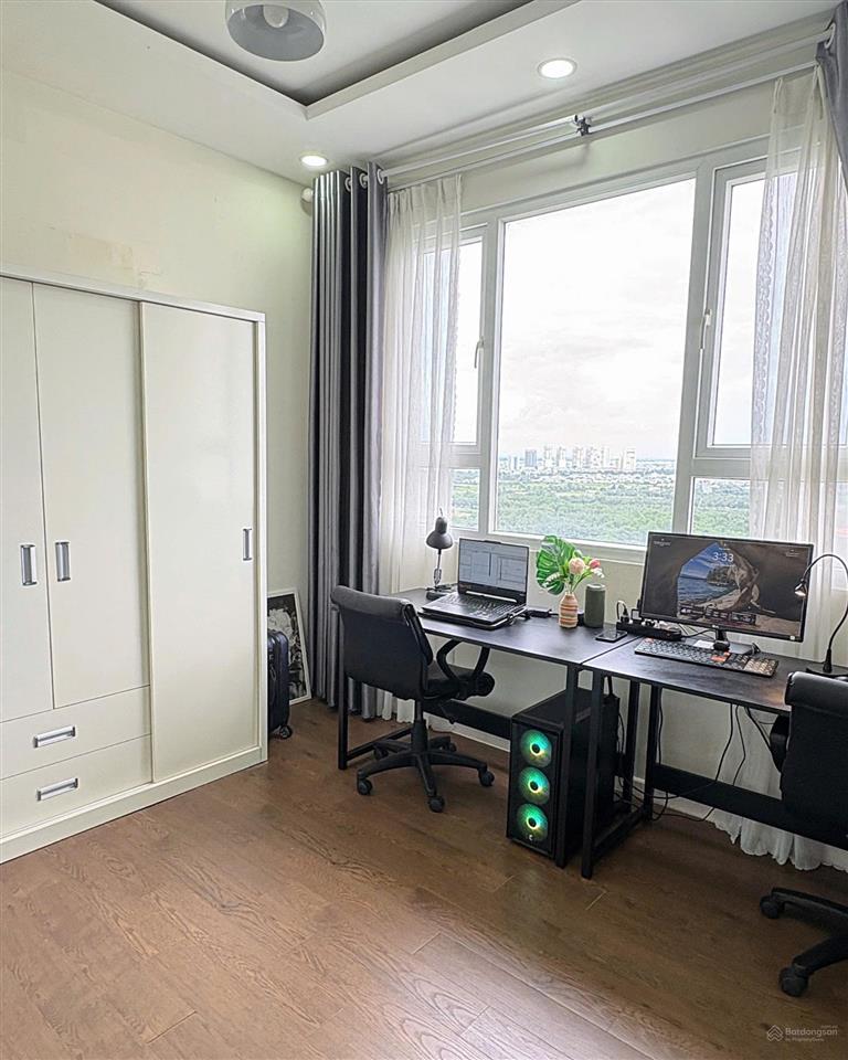 Bán cc tại the park residence, 3,4 tỷ, 74m2, 2pn, 2wc, xem nhà 24/7 call 0936 549 ***