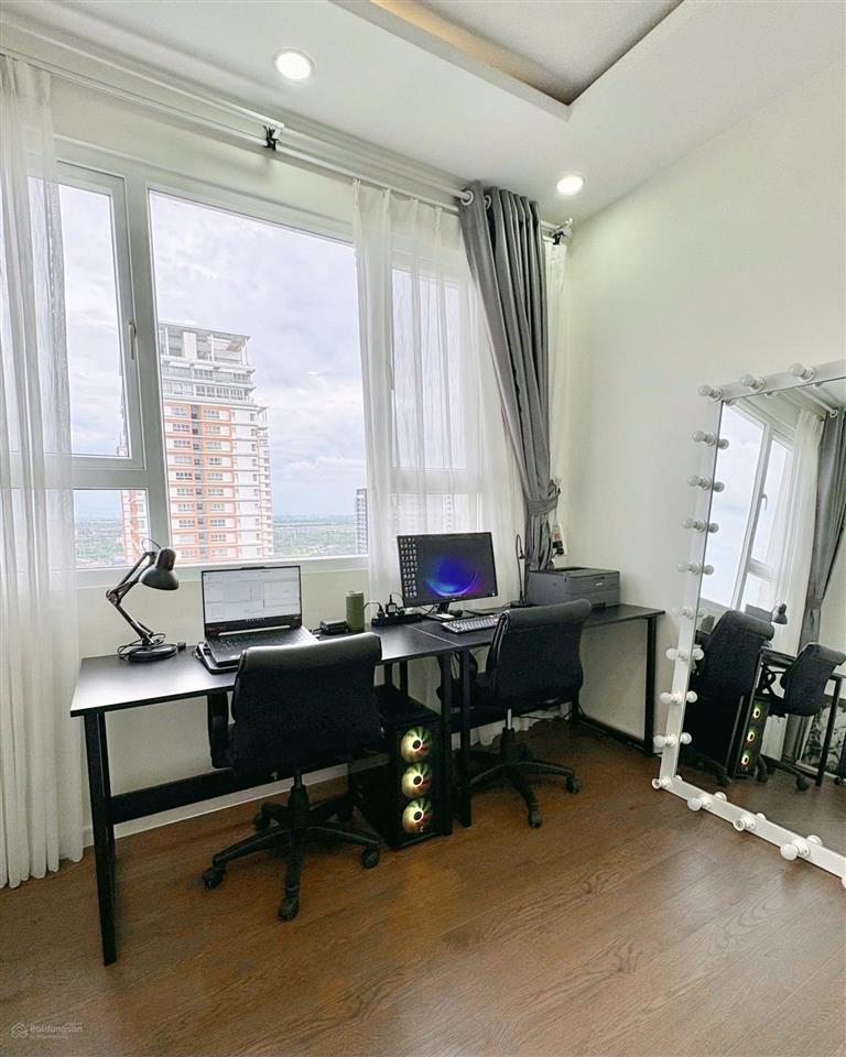 Bán cc tại the park residence, 3,4 tỷ, 74m2, 2pn, 2wc, xem nhà 24/7 call 0936 549 ***