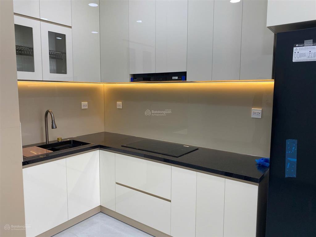 Cho thuê cc hưng phát silver star, 13 triệu, 94m2, 3pn, 2wc, nhà đẹp xem là mê
