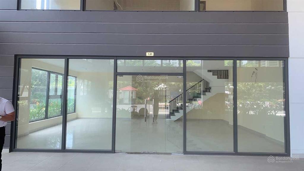 Cho thuê shop goldora plaza 165m2 chỉ 19,9 triệu/tháng  0936 549 ***