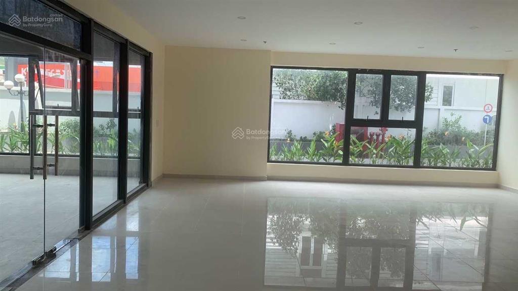 Cho thuê shop goldora plaza 165m2 chỉ 19,9 triệu/tháng  0936 549 ***