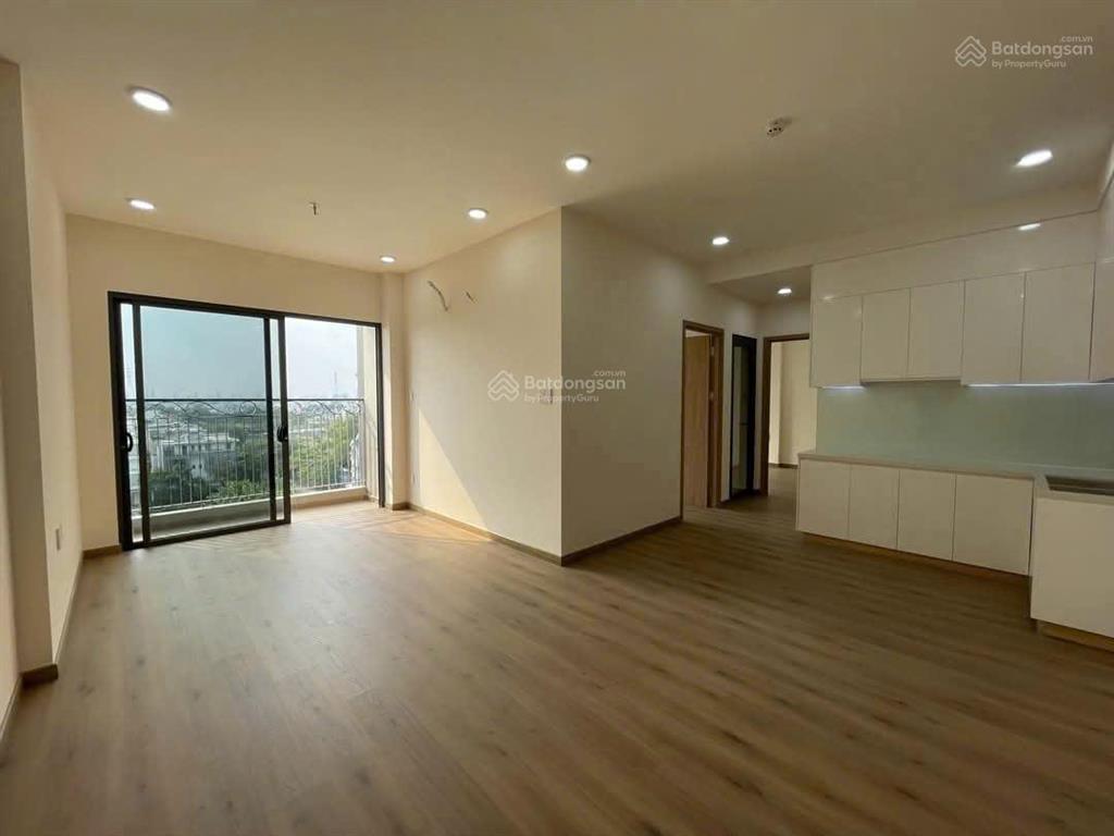 Bán ch goldora plaza, 3pn 2wc, 73m2 giá chỉ 4 tỷ bao gồm tất cả 0936 549 ***