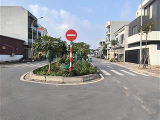 Chính chủ bán 80m2 mặt đường đôi tái định cư xâm động, vân tảo