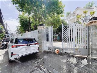 Quận 7 xe hơi đậu sân 10m * 30m  kế khu nam long  16 tỷ hơn