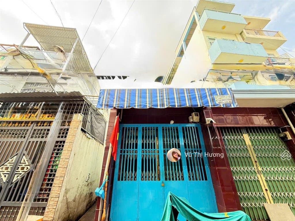 Bán nhà quận 7  gần đh tc marketing 6.8m x 24m  thu nhập 30tr/th  13 tỷ 5