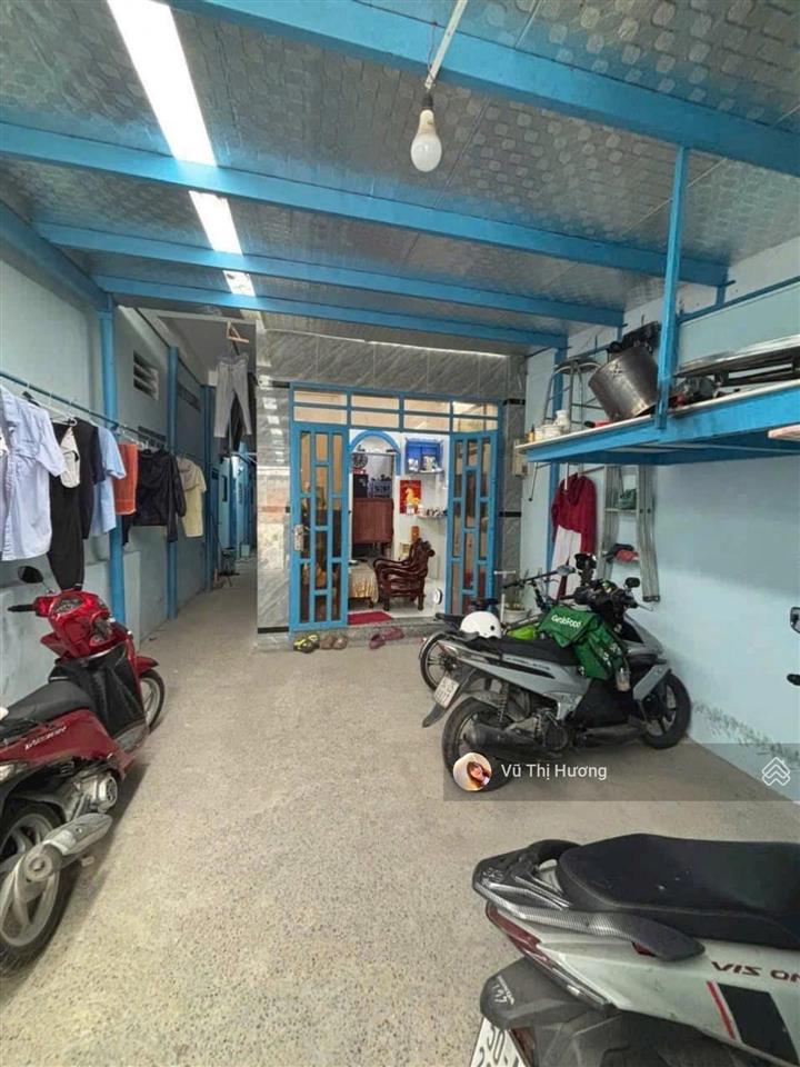 Q7  bùi văn ba nh 6m x 19m  thu nhập 35tr/th  chỉ 9 tỷ hơn  xe hơi tránh